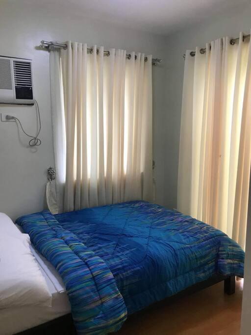3 Bedrooms 3 Baths Victorian Style Townhouse Fully Furnished Batangas Exterior foto