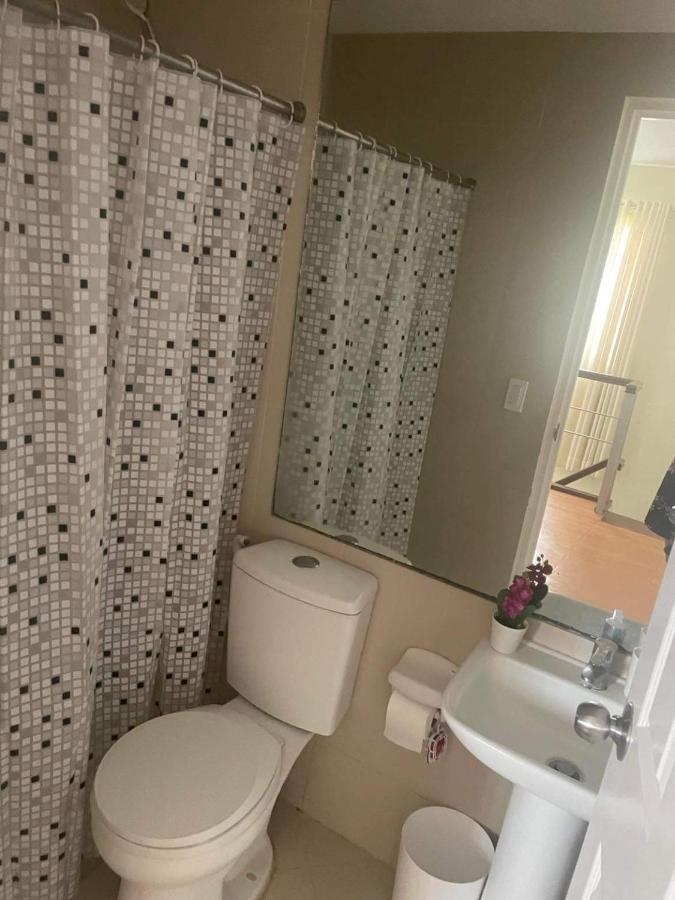 3 Bedrooms 3 Baths Victorian Style Townhouse Fully Furnished Batangas Exterior foto